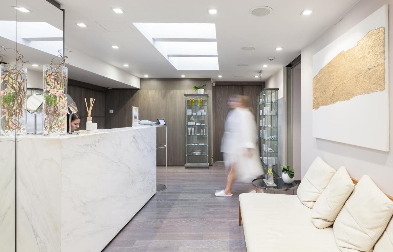 Hotel The Emblem - Preferred & Praha